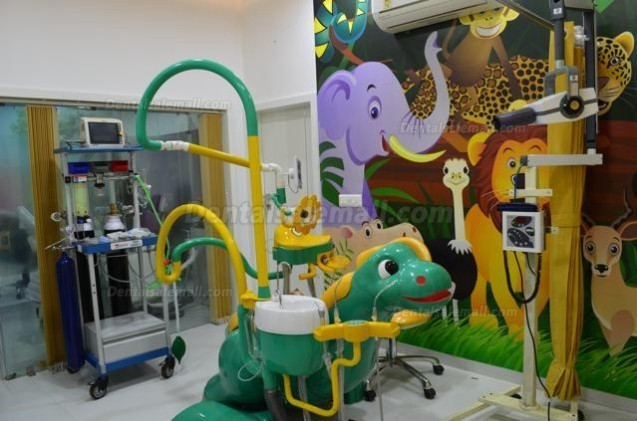 A8000-IIB Lovely Dinosaur Design Children Dental Chair Pediatric Dental Unit with 2Pcs Dentist Stools